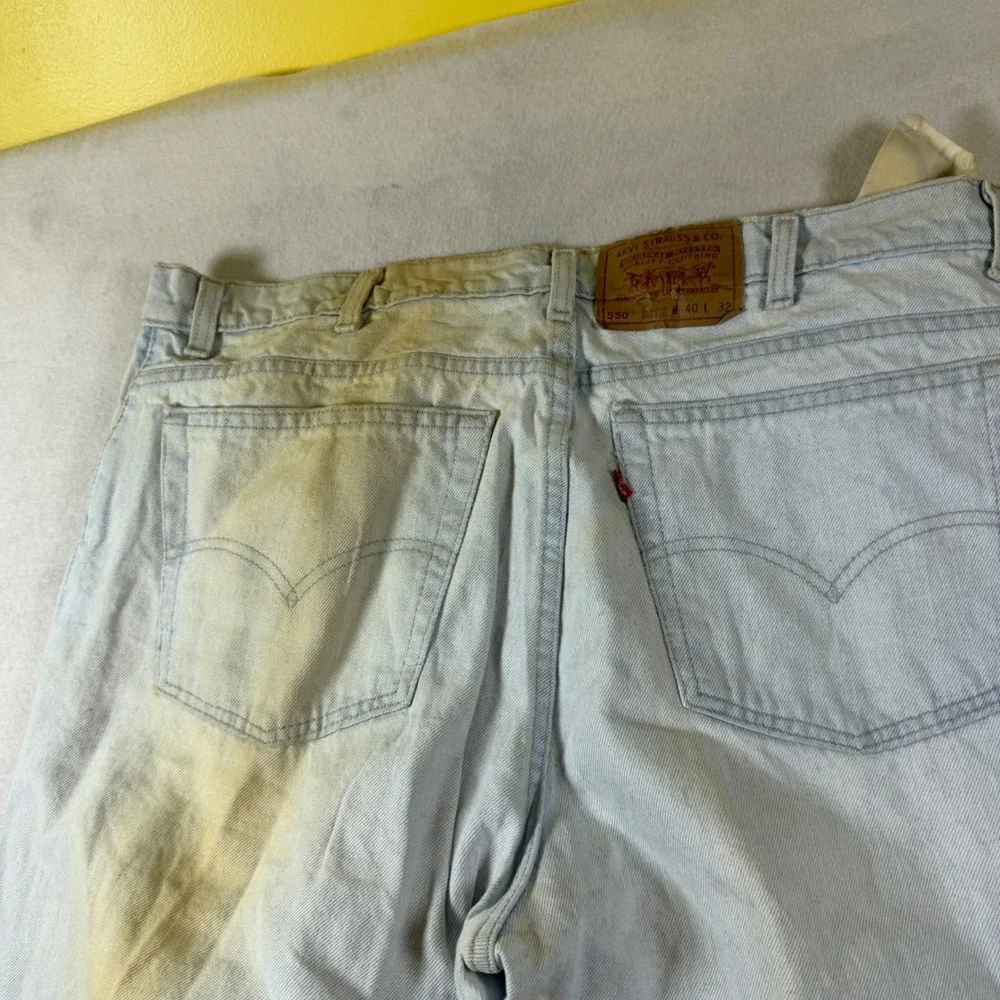 Vintage Levis‎ 550 Relaxed Fit Tapered Leg Jeans Light Wash Made in USA 40x32